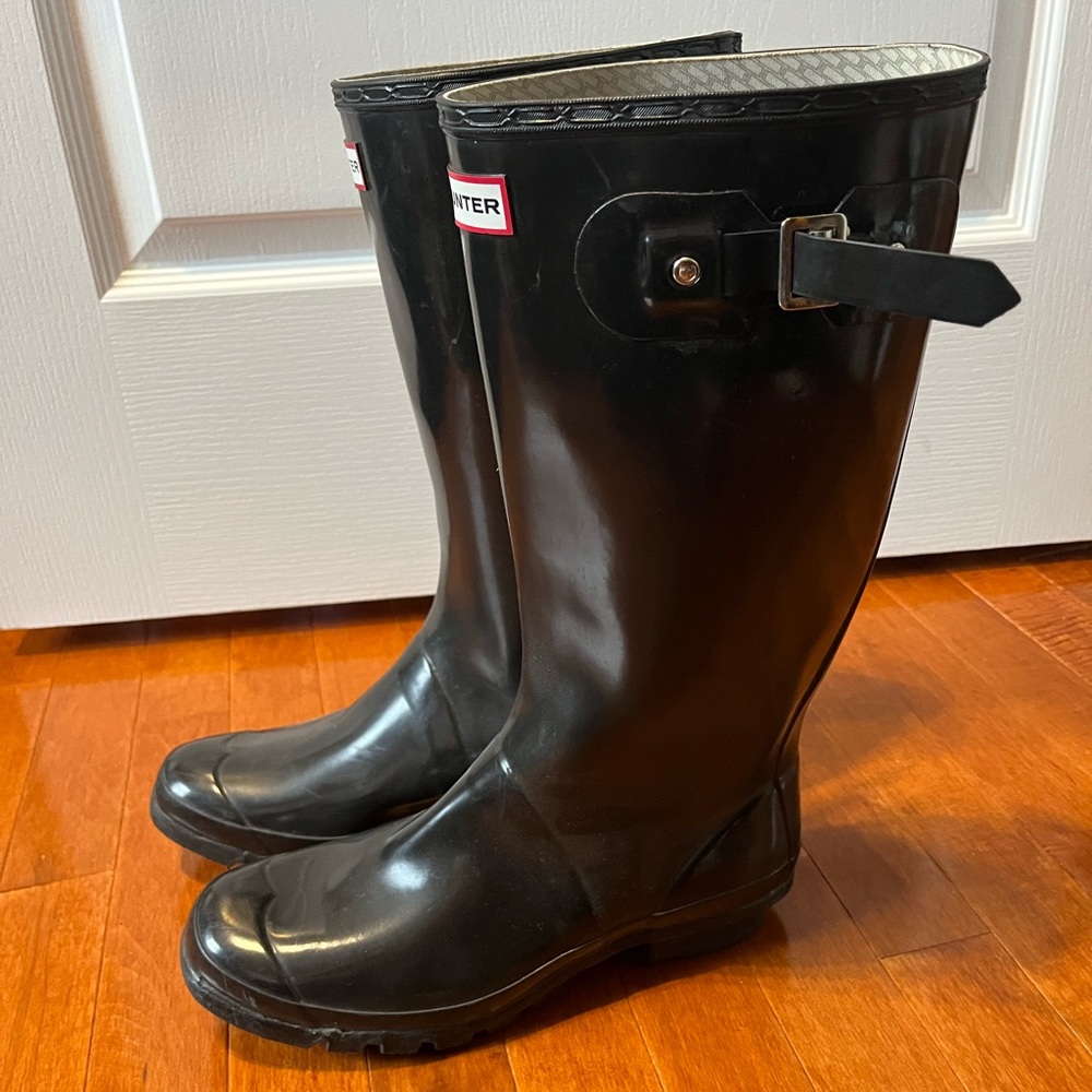 Hunter rain boots extra wide calf size 10 navy